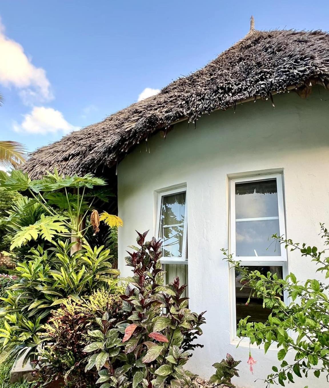 Dama Villa Watamu Esterno foto